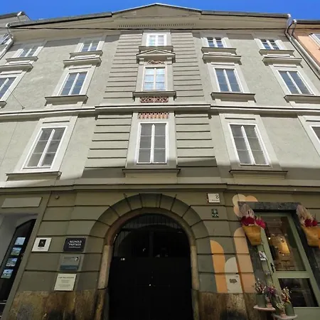 Apartment Zum Dom *